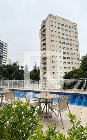Apartamento para alugar com 80m², 2 quartos e 2 vagas Apartamento para alugar com 80m², 2 quartos e 2 vagasÁrea comum - Piscina