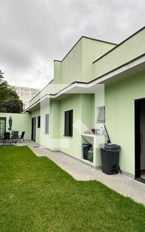 Casa à venda com 120m², 3 quartos e 2 vagasQuintal