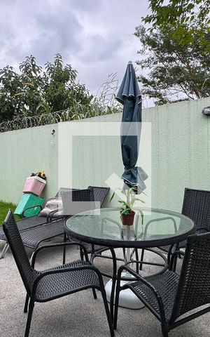 Casa à venda com 120m², 3 quartos e 2 vagasQuintal