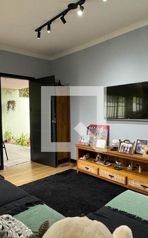 Casa à venda com 120m², 3 quartos e 2 vagasSala