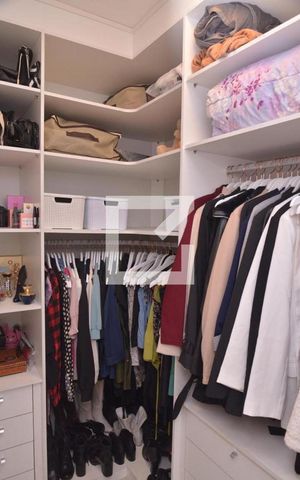 Apartamento à venda com 160m², 3 quartos e 2 vagasCloset da suíte