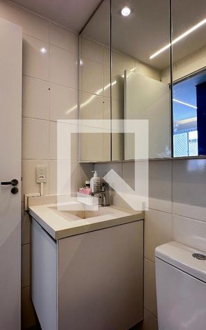 Apartamento à venda com 38m², 2 quartos e sem vagaBanheiro
