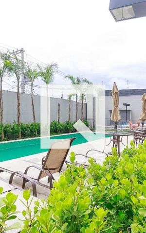 Apartamento à venda com 38m², 2 quartos e sem vaga Apartamento à venda com 38m², 2 quartos e sem vagaPiscina