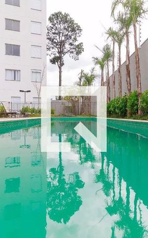 Apartamento à venda com 38m², 2 quartos e sem vaga Apartamento à venda com 38m², 2 quartos e sem vagaPiscina