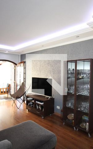 Casa à venda com 200m², 3 quartos e 4 vagasSala
