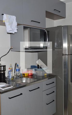 Apartamento à venda com 42m², 2 quartos e sem vagaCozinha e Área de Serviço
