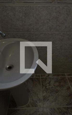 Casa para alugar com 49m², 1 quarto e sem vagaBanheiro