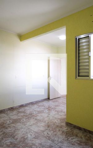 Casa para alugar com 49m², 1 quarto e sem vagaSala