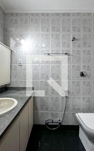 Apartamento para alugar com 205m², 4 quartos e 1 vagaBanheiro Suíte