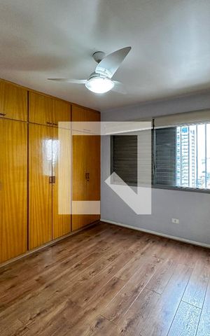 Apartamento para alugar com 205m², 4 quartos e 1 vagaSuíte