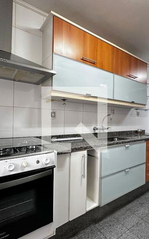 Apartamento para alugar com 205m², 4 quartos e 1 vagaCozinha
