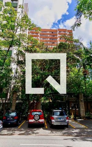 Apartamento para alugar com 205m², 4 quartos e 1 vaga Apartamento para alugar com 205m², 4 quartos e 1 vagaFachada