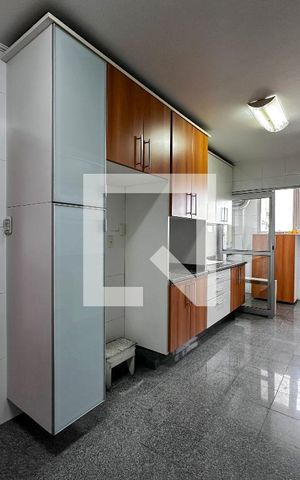 Apartamento para alugar com 205m², 4 quartos e 1 vagaCozinha