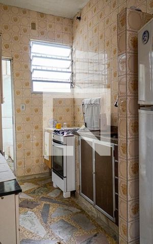 Casa à venda com 214m², 5 quartos e 2 vagas Casa à venda com 214m², 5 quartos e 2 vagasCozinha