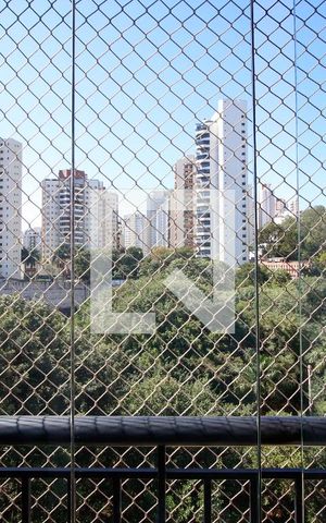 Apartamento à venda com 64m², 3 quartos e 1 vagaVista - Varanda da Sala