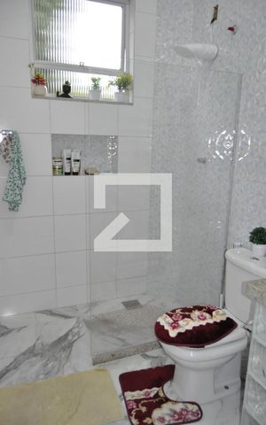 Casa à venda com 100m², 3 quartos e 10 vagasBanheiro 2