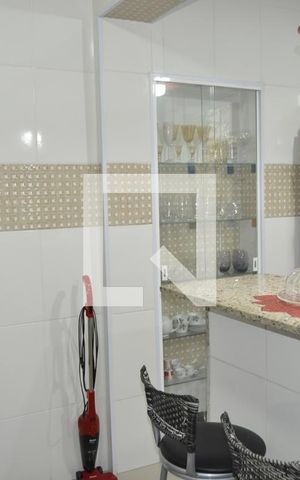 Casa à venda com 100m², 3 quartos e 10 vagasCozinha