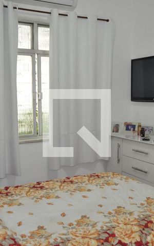 Casa à venda com 100m², 3 quartos e 10 vagasQuarto