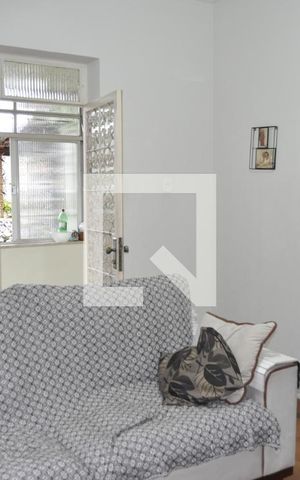 Casa à venda com 100m², 3 quartos e 10 vagasSala