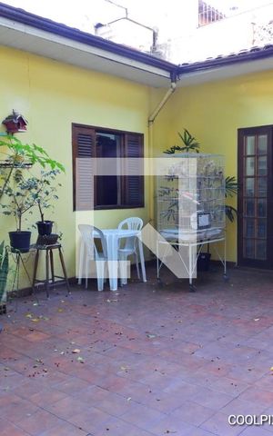 Casa à venda com 240m², 3 quartos e 5 vagasQuintal