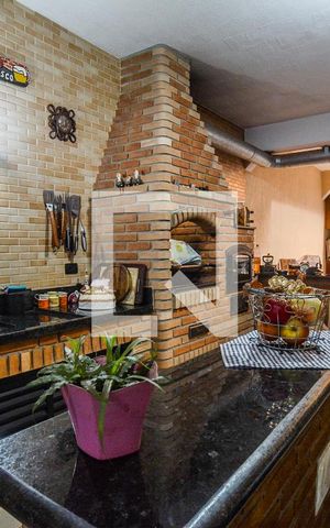 Casa à venda com 312m², 3 quartos e 4 vagasÁrea gourmet