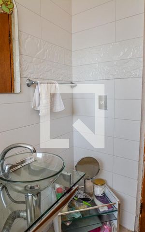 Casa à venda com 312m², 3 quartos e 4 vagasBanheiro