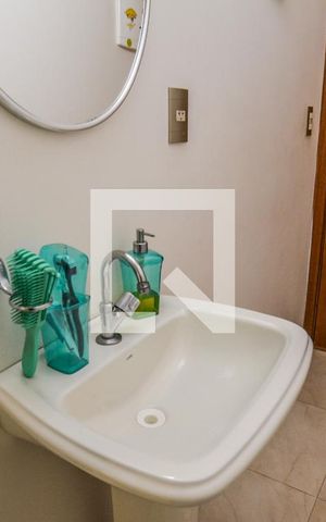 Casa à venda com 312m², 3 quartos e 4 vagasLavabo