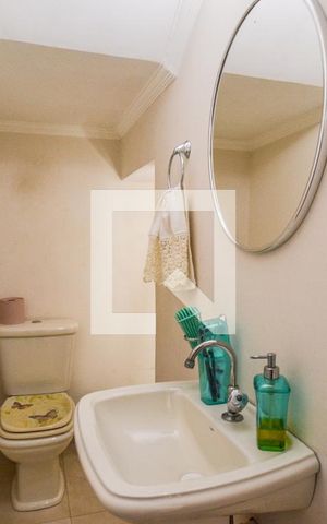 Casa à venda com 312m², 3 quartos e 4 vagasLavabo