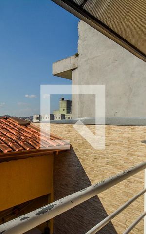 Casa à venda com 312m², 3 quartos e 4 vagasSacada Quarto 3
