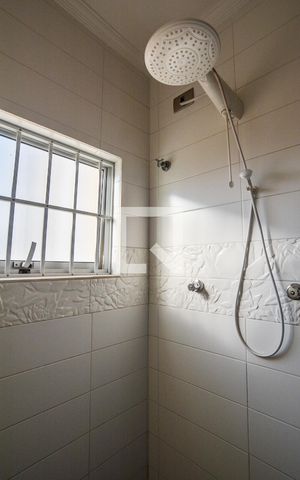 Casa à venda com 312m², 3 quartos e 4 vagasBanheiro
