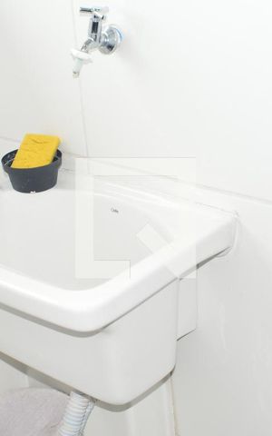 Apartamento para alugar com 55m², 2 quartos e 1 vagaCozinha com área de serviços