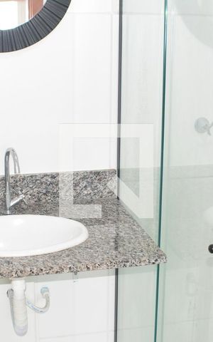Apartamento para alugar com 55m², 2 quartos e 1 vagaQuarto 2 com banheiro