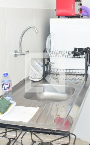 Apartamento para alugar com 55m², 2 quartos e 1 vagaCozinha com área de serviços