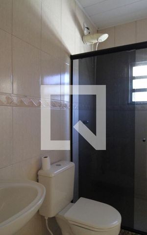 Casa à venda com 336m², 3 quartos e 2 vagasBanheiro da suíte 2