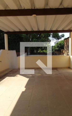 Casa à venda com 336m², 3 quartos e 2 vagasTerraço