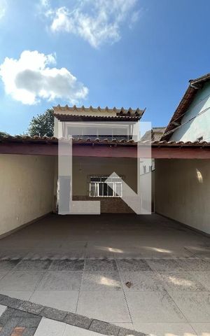 Casa à venda com 336m², 3 quartos e 2 vagasFrente da casa
