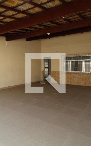 Casa à venda com 336m², 3 quartos e 2 vagasGaragem