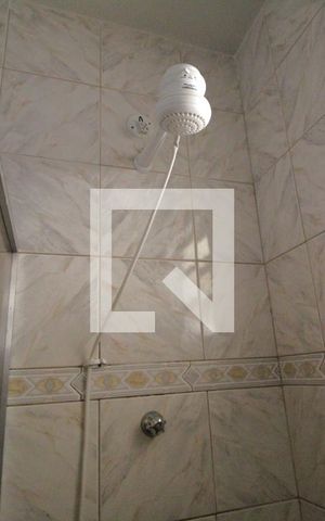 Casa à venda com 336m², 3 quartos e 2 vagasBanheiro social