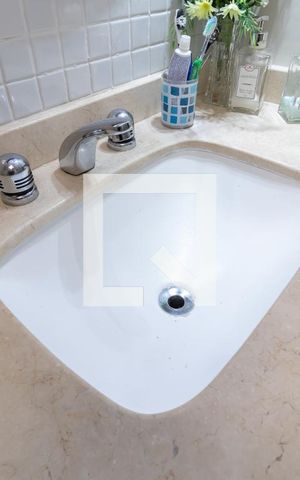 Apartamento à venda com 71m², 2 quartos e 2 vagasBanheiro