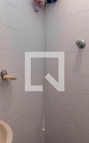 Apartamento à venda com 71m², 2 quartos e 2 vagasBanheiro de Serviço