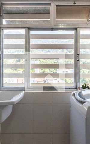 Apartamento à venda com 90m², 3 quartos e 1 vagaÁrea de Serviço