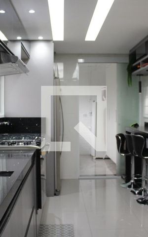 Apartamento à venda com 168m², 4 quartos e 3 vagasCozinha