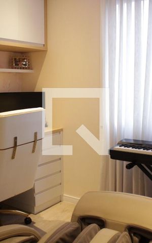 Apartamento à venda com 168m², 4 quartos e 3 vagasQuarto 1