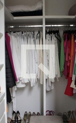 Apartamento à venda com 168m², 4 quartos e 3 vagasCloset da suíte 1