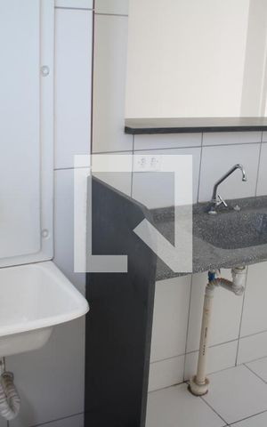 Apartamento para alugar com 44m², 2 quartos e 1 vagaCozinha e Área de Serviço