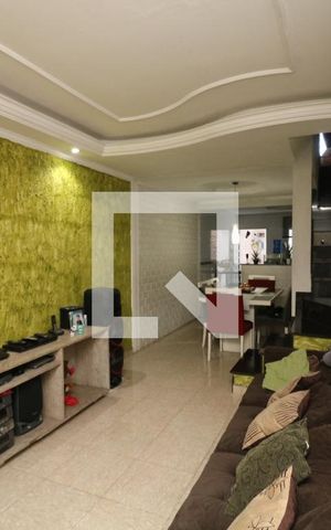 Casa à venda com 140m², 3 quartos e 1 vagaSala