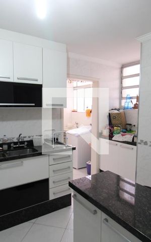 Apartamento à venda com 100m², 2 quartos e 1 vagaCozinha