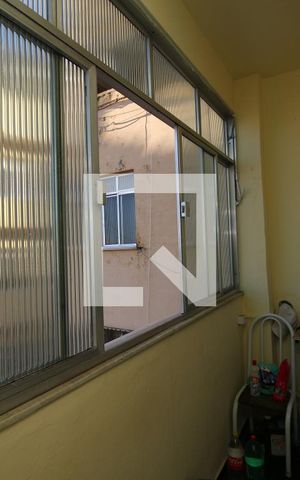 Apartamento para alugar com 69m², 2 quartos e 1 vagaÁrea de Serviço
