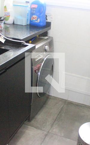 Apartamento à venda com 87m², 2 quartos e 2 vagasÁrea de Serviço/ lavanderia