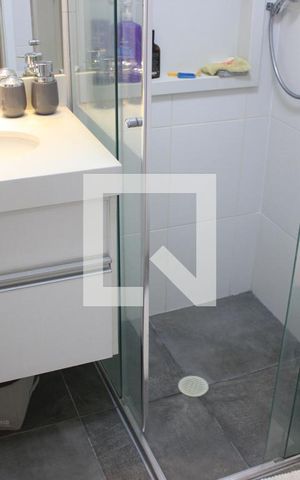 Apartamento à venda com 87m², 2 quartos e 2 vagasBanheiro da Suíte 1